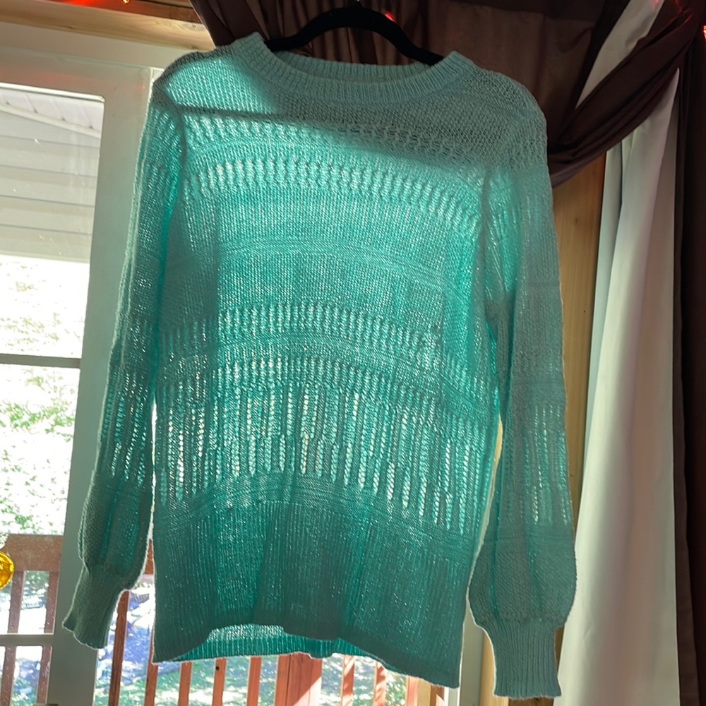 ⭐️Women’s Torrid brand aqua blue knit sweater balloon sleeve size 00(Med)